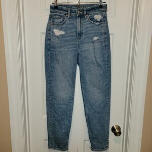 AE Mom Straight Jeans
